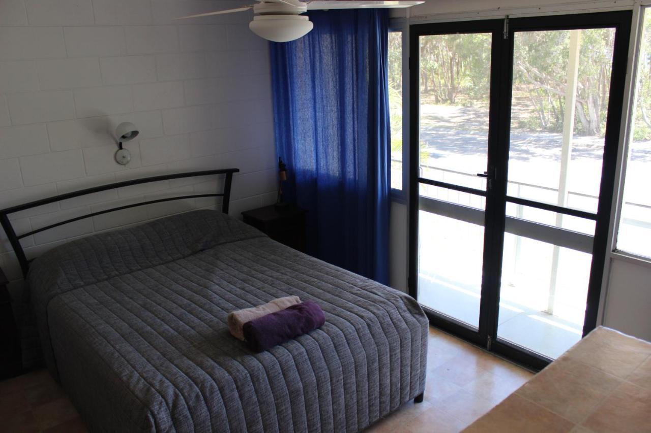Pippies Beachhouse Backpackers Rainbow Beach Eksteriør bilde